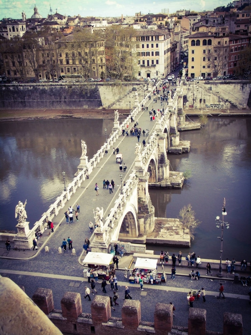 Ponte Sant'Angelo is the bridge in front of Castel Sant'Angelo.