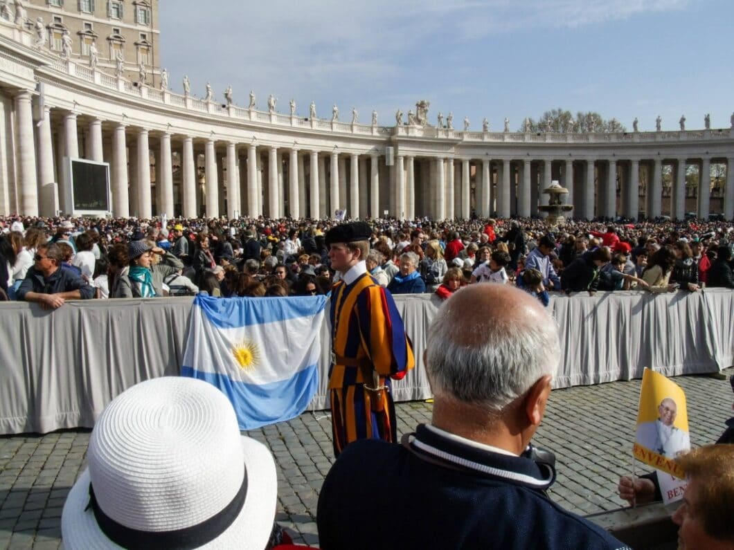 A member of the Swiss Guard patrolling the Papal Audience. 