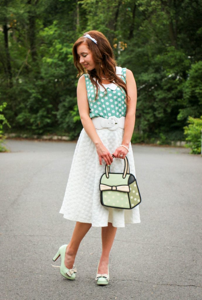 Light in the box bow heels and modcloth white midi skirt paired with a jumpfrompaper bag
