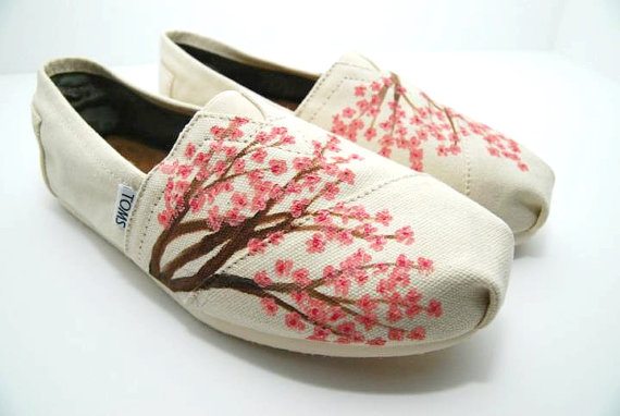 Hand Painted TOMS: KellismCo