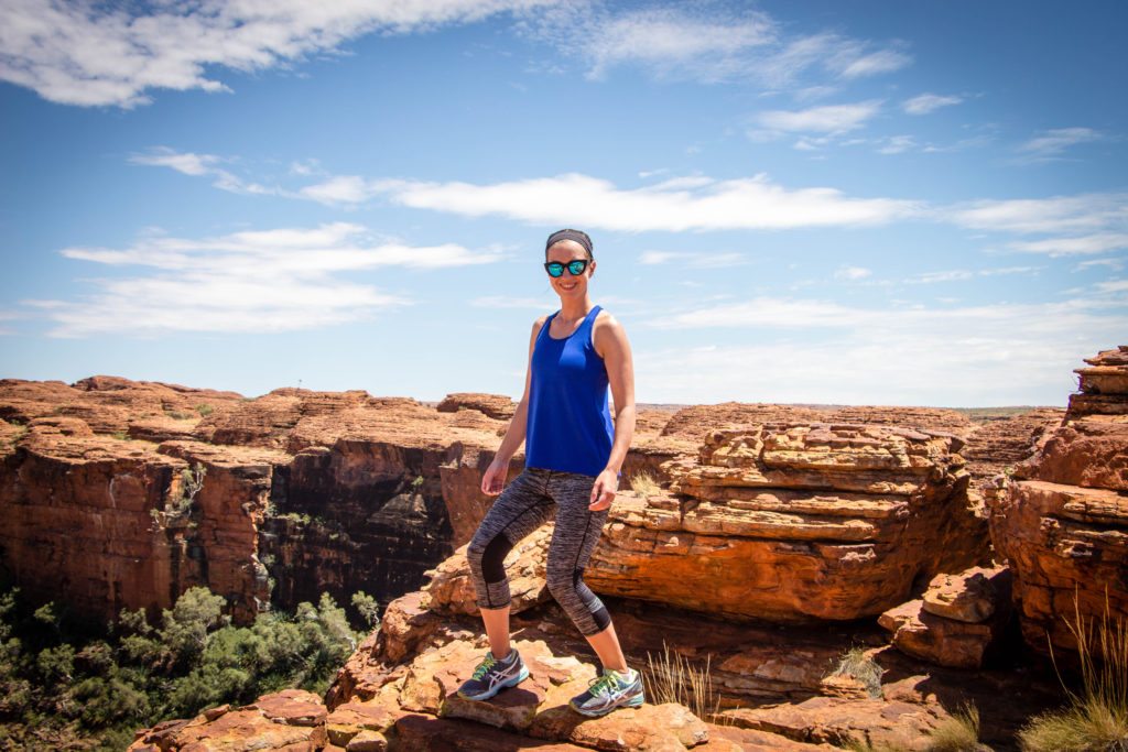 A Women standing on Kings canyon