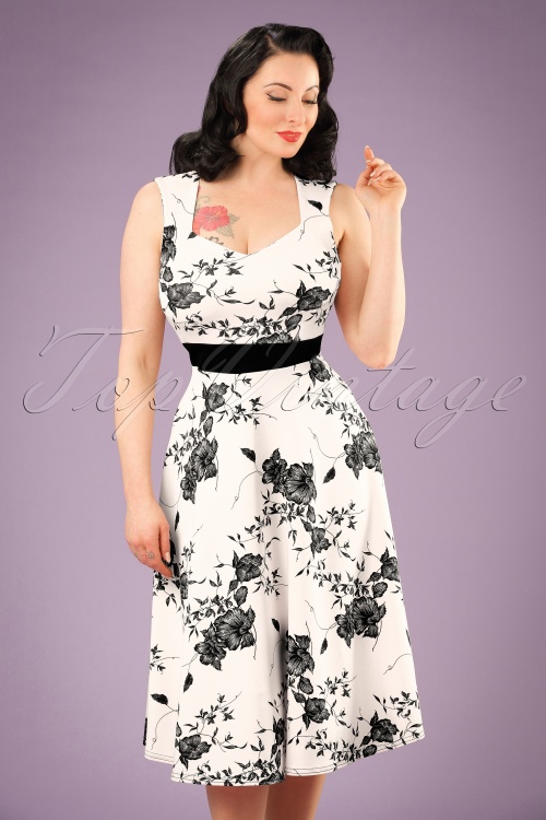 Vintage Chic for TopVintage 50s Veronique Floral Swing Dress in White