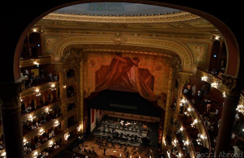 Affordable_Buenos_Aires_Teatro_Colon