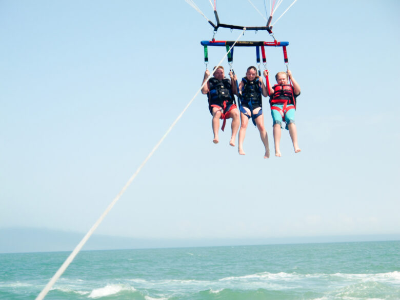 parasailing in Myrtle Beach