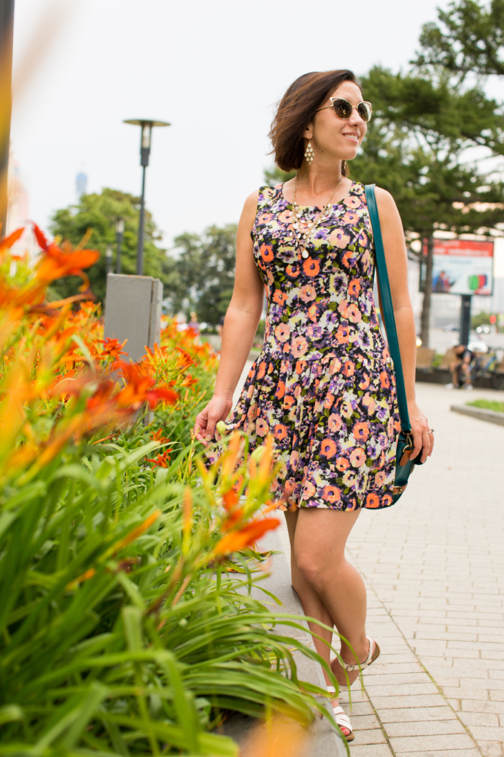 Floral dress for traveling comfortably
