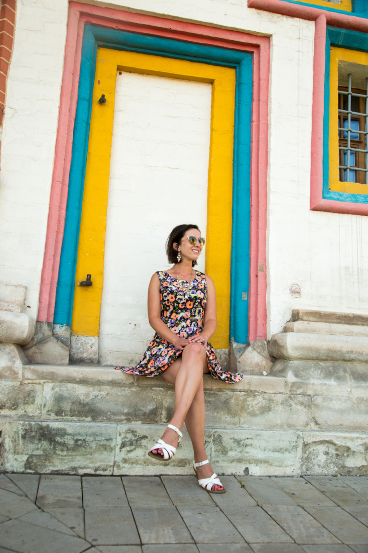 Floral dress for traveling comfortably