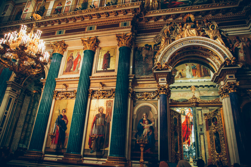 The Top 5 Cathedrals Worth Seeing in St. Petersburg, Russia