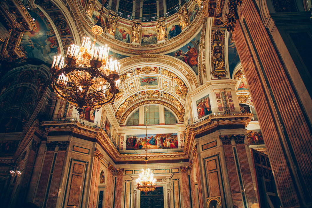 The Top 5 Cathedrals Worth Seeing in St. Petersburg, Russia