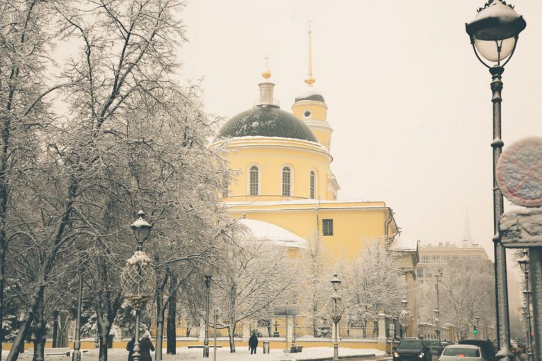 25 Dazzling Photos of Moscow, Russia During Winter