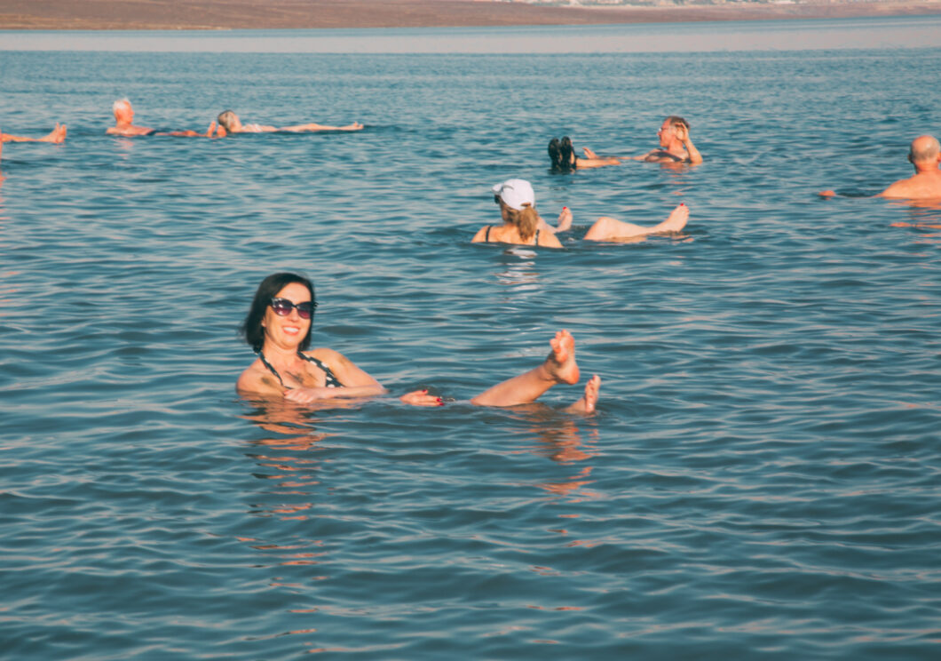 things to know before going in the dead sea