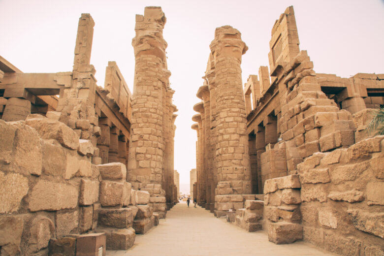 Wide angle view of the Karnak Temples during one of the stops on the 4-night Amwaj Living Stone Nile cruise. 