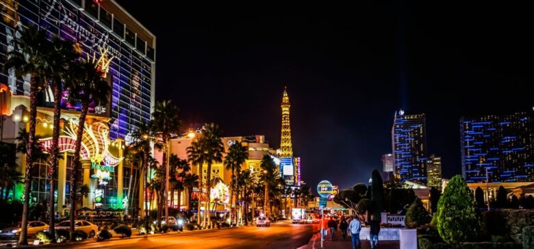 How to Have a Retro-Themed Weekend in Las Vegas