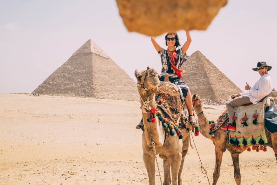 Visiting the Pyramids of Giza – 10 Tips to Know Before You Go