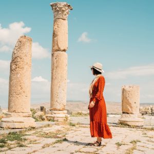 How to Dress Conservatively Yet Stylishly for Traveling in Jordan