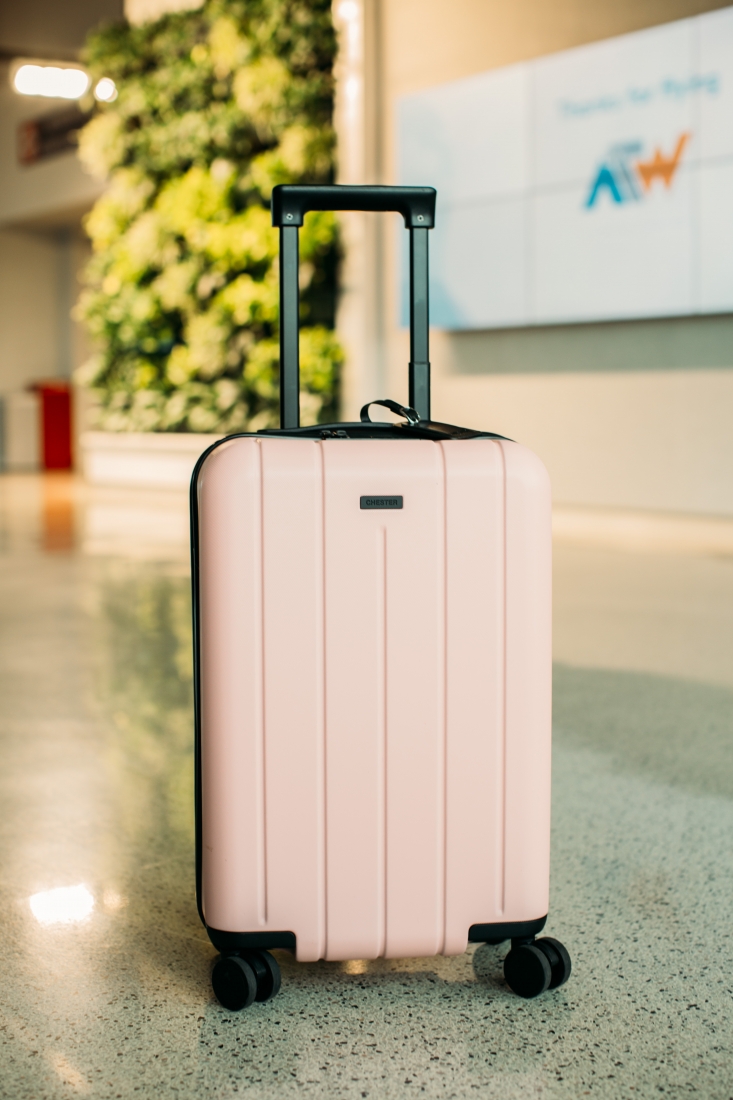 CHESTER Minima Carry-On Spinner Suitcase Review