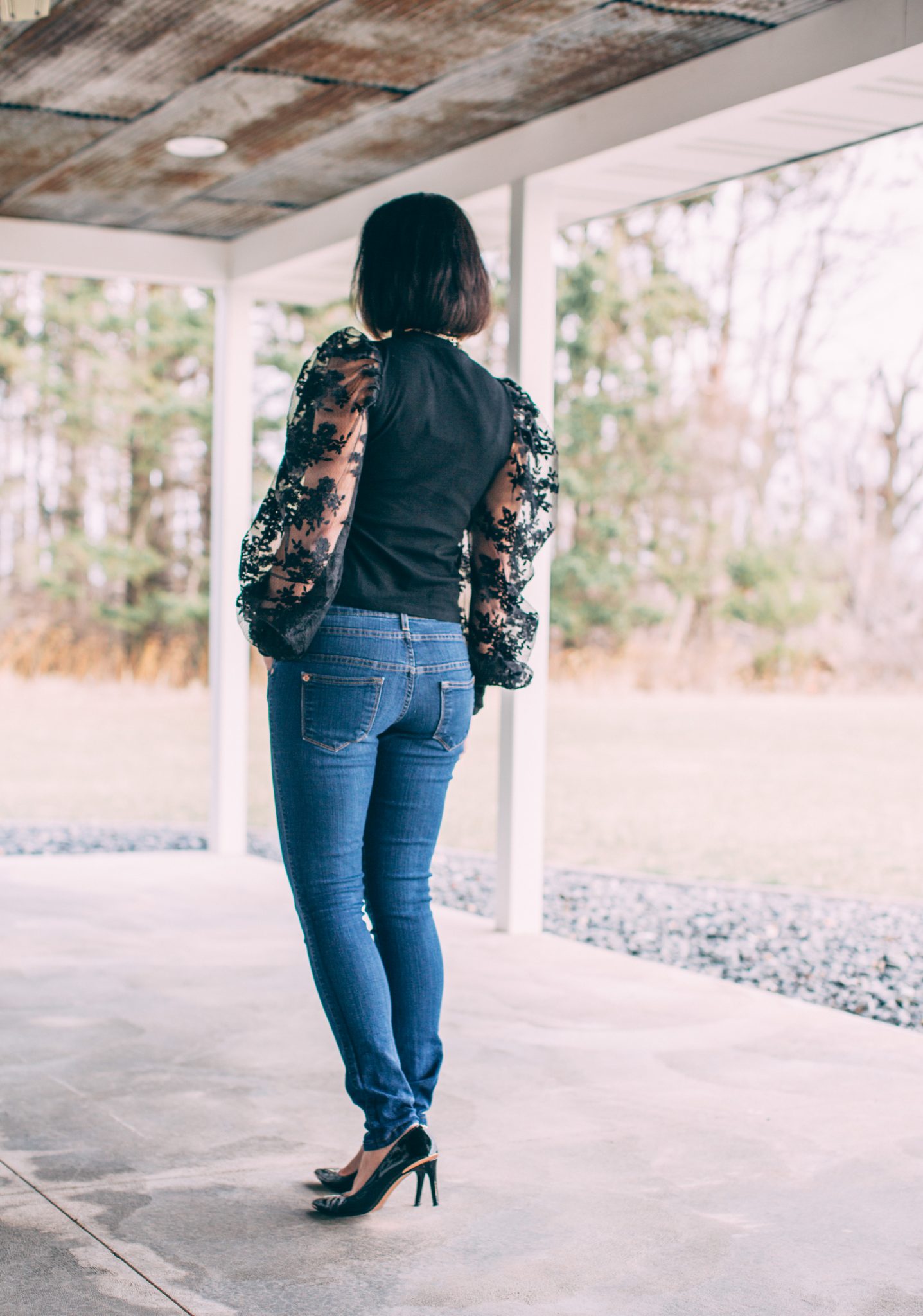 Black Floral Puff Sleeve Top - Trying the Puff Sleeve Trend