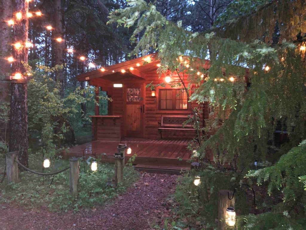 Fancy Fireflies-Charming studio Cabin in Hayward