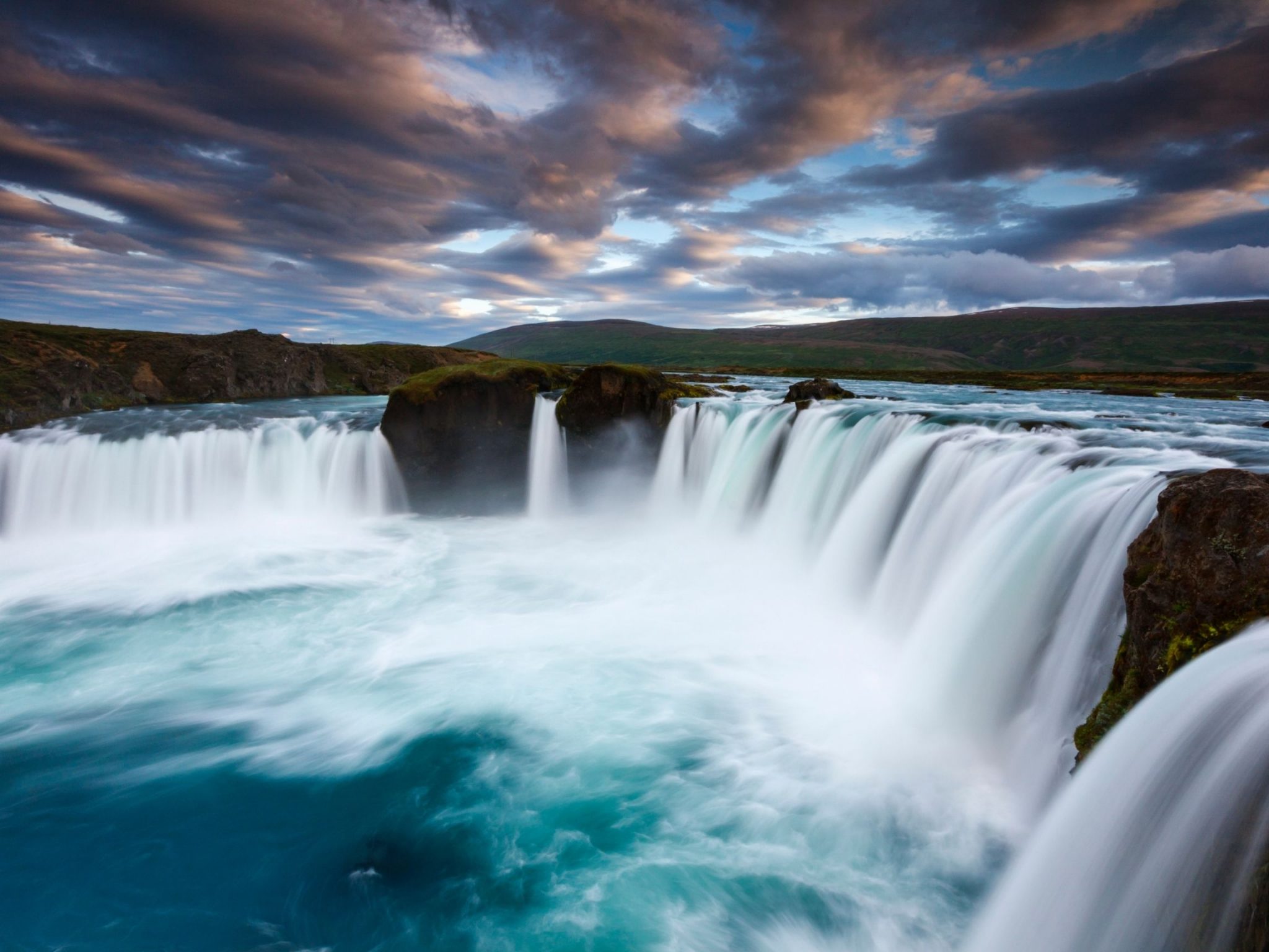 200+ AMAZING Waterfall Quotes & Captions to Inspire You