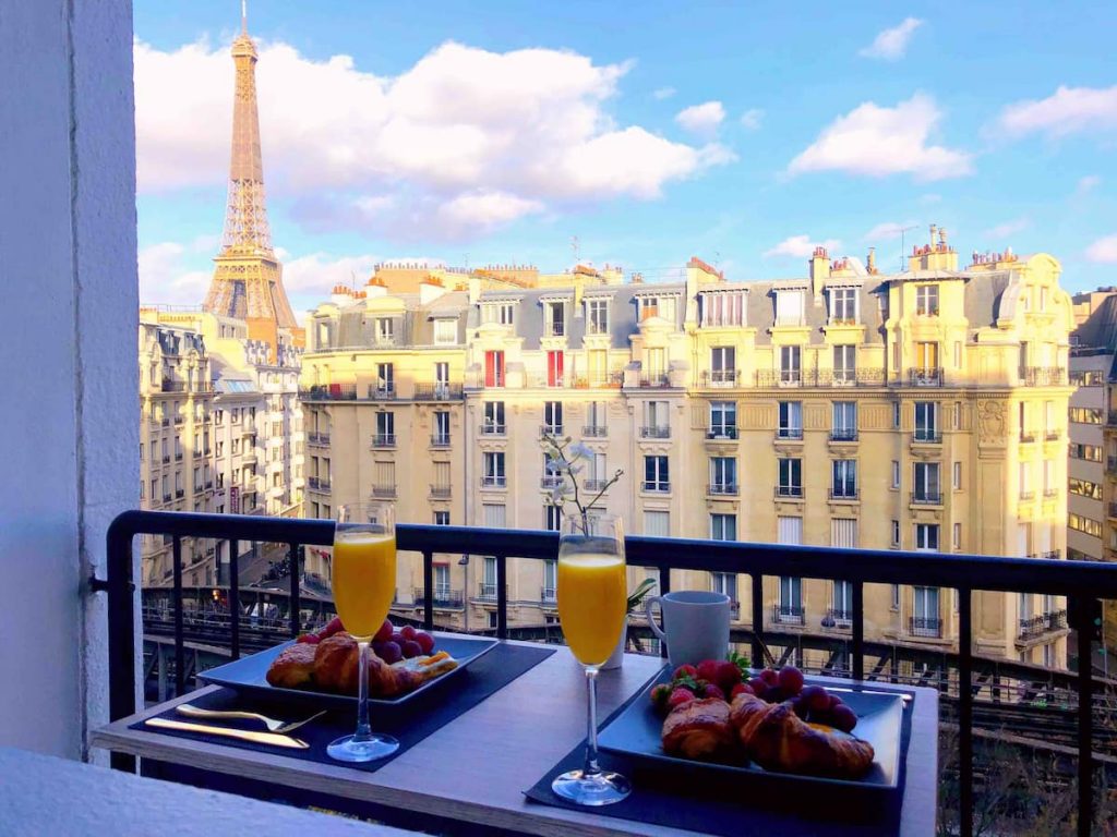 Entire apartment with Eiffel Tower view