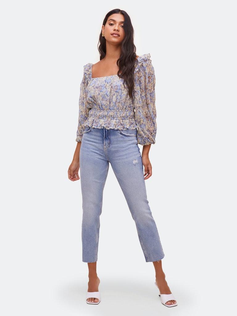 ASTR the Label Elva Top Color - Blue Taupe Floral