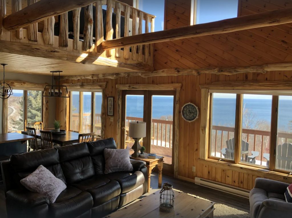 Superior View - 2 bedroooms plus a loft, 2 bathroom cabin overlooking the lake