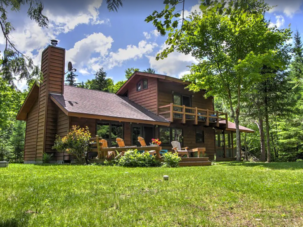 Secluded private cabin on Moose Lake