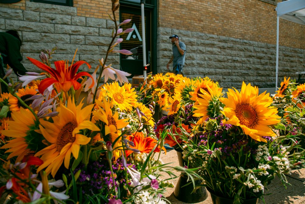 Oshkosh Farmers market sunflower bouquets 