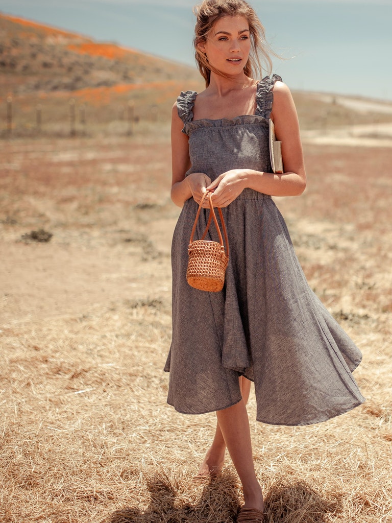 Model Wearing a Vanna Hemp Handkerchief Dress Color - Flecked Denim