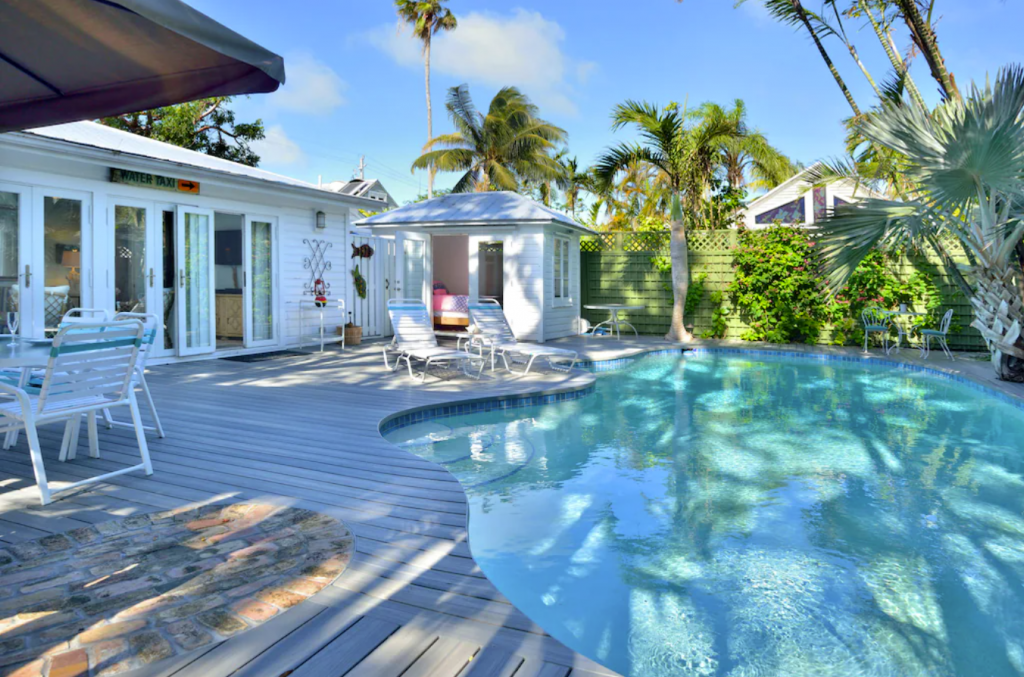 4-bedroom Vintage Key West Retreat with Lagoon-style Pool