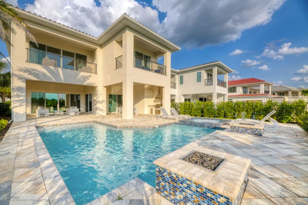 8-bedroom Resort Style Home with Pool and Luxury Amenities   