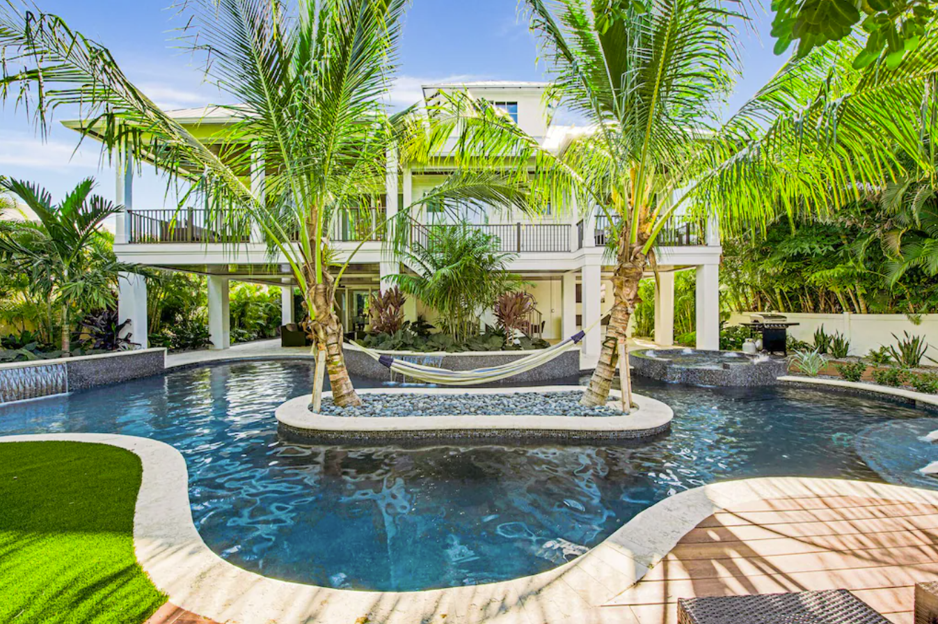 20 of the Coolest Anna Maria Island Vacation Rentals