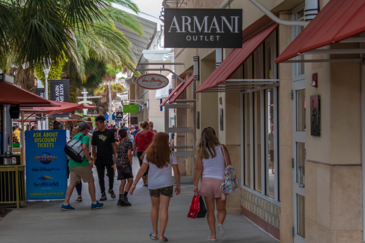 Orlando, Florida. June 6, 2019 . Mother and daughter enjoying shopping day at Premium Outlet in International Drive area