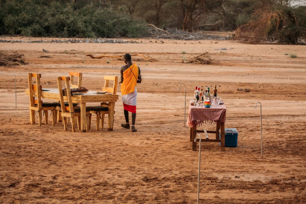 Saruni rhino setting up the dining experience