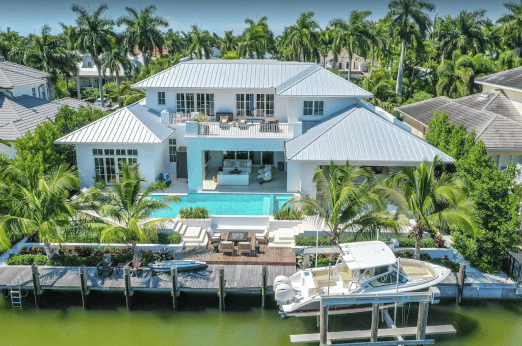 Magnificent 5-bedroom Waterfront Home with Pool and Boat Dock