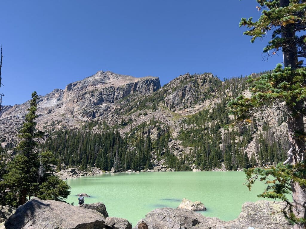 Lake Haiyaha hike