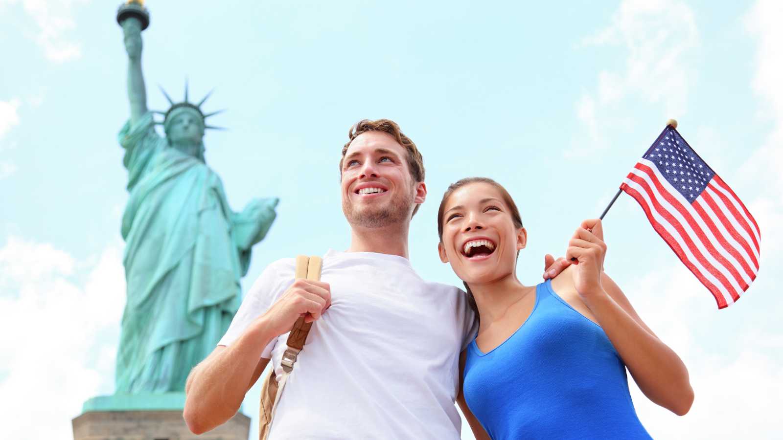 Couple-in-Newyork-Canva-MSN