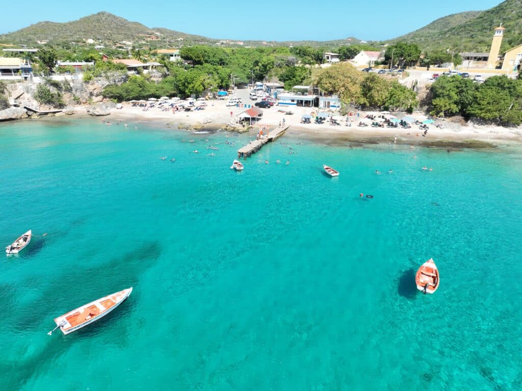 Playa Piskado beach from above.