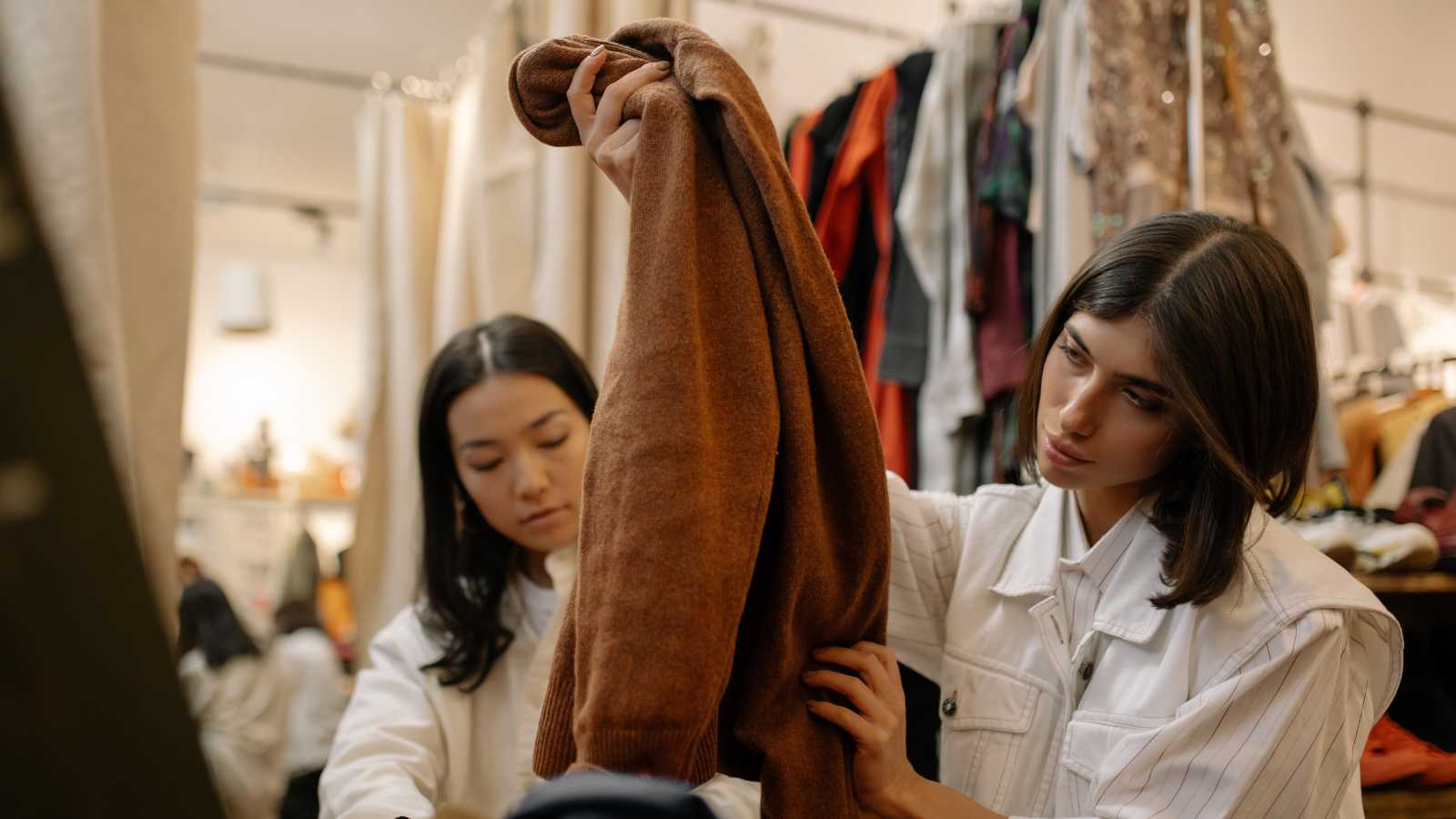 10 Best Places for Environmentally Friendly or Non-Fast-Fashion Brands