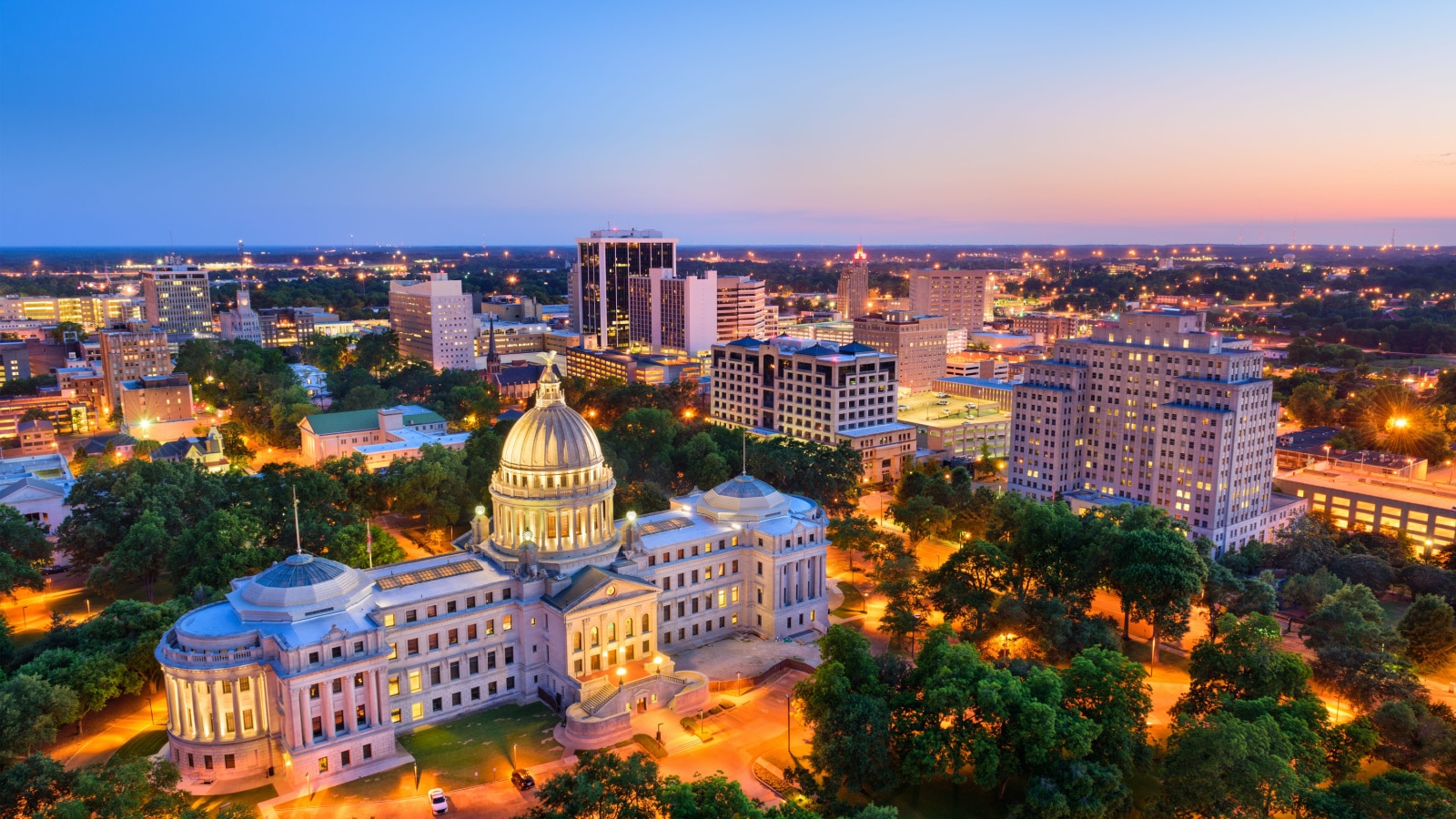 12 U.S. States That Offer a Captivating Blend of Culture and Geography