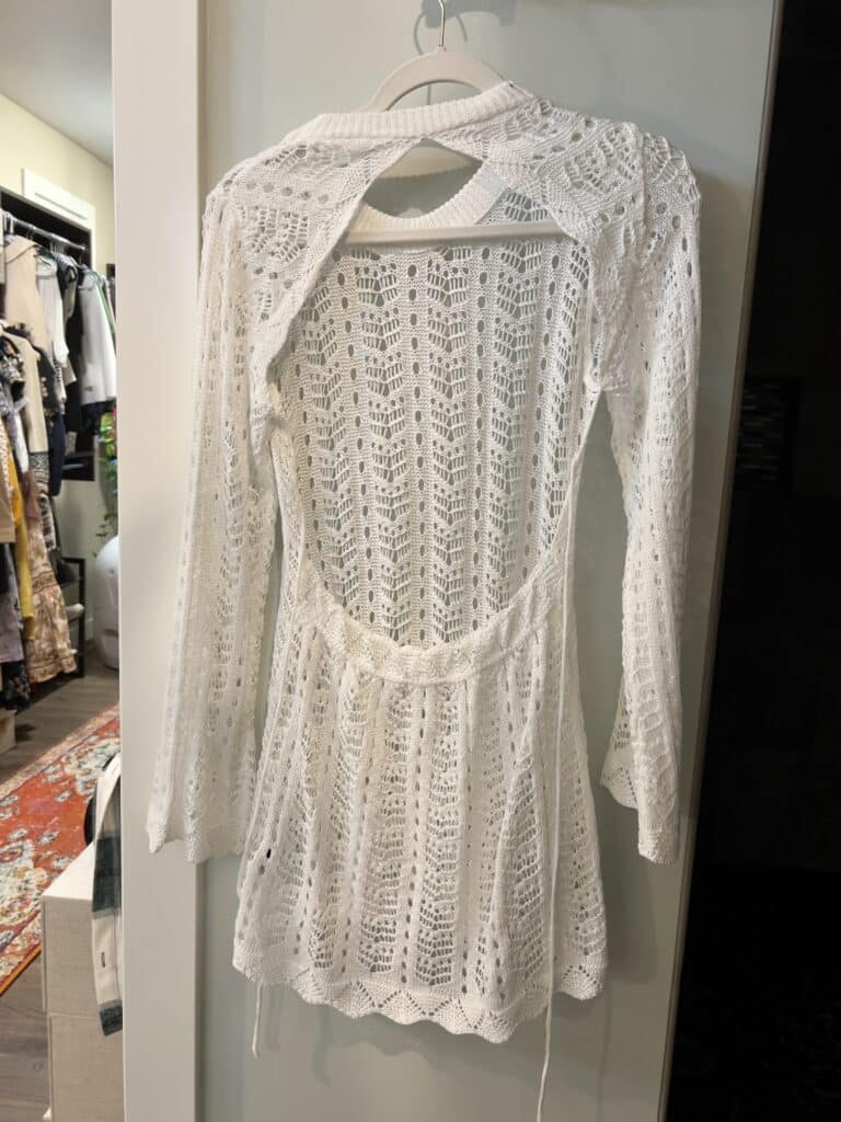 OPEN BACK HOLLOW OUT KNIT COVER UP IN WHITE