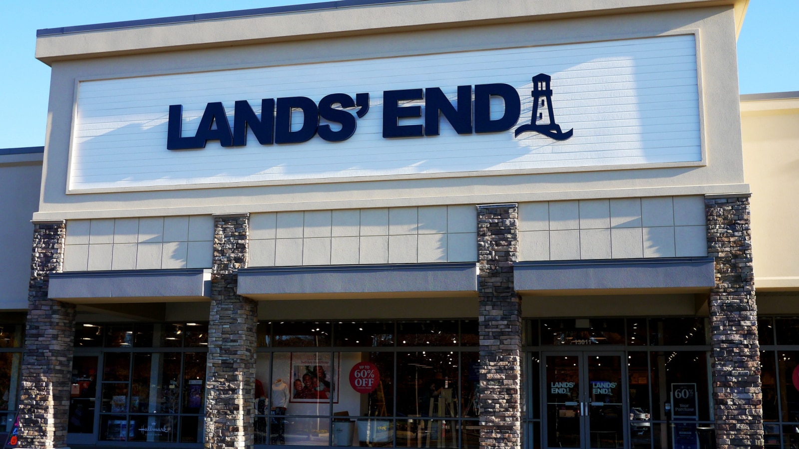 Lands' End Store Exterior in Fairfax, VA, USA, October 29, 2022