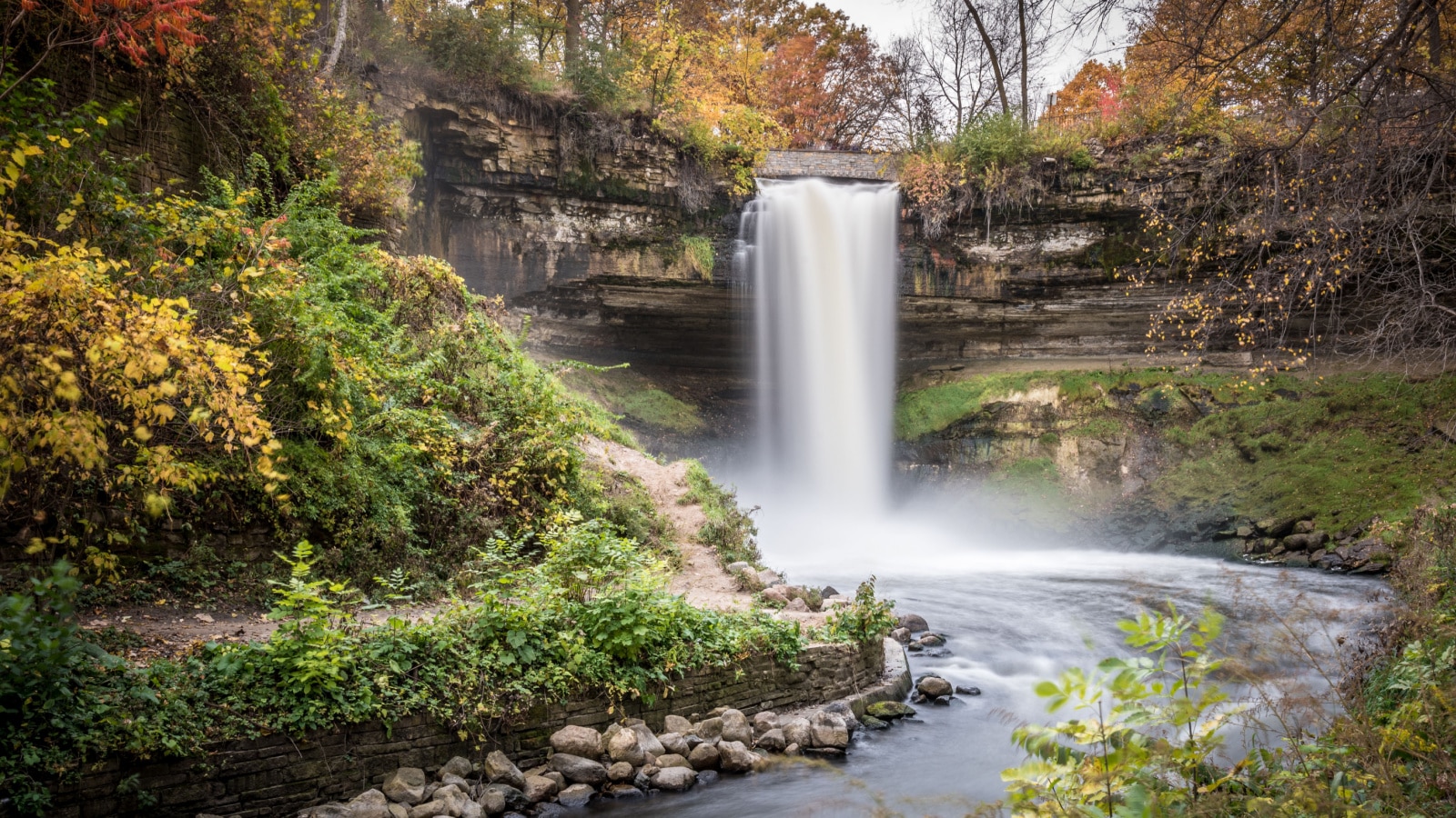 This is the Minnehaha Falls in Minneapolis, Minnesota
