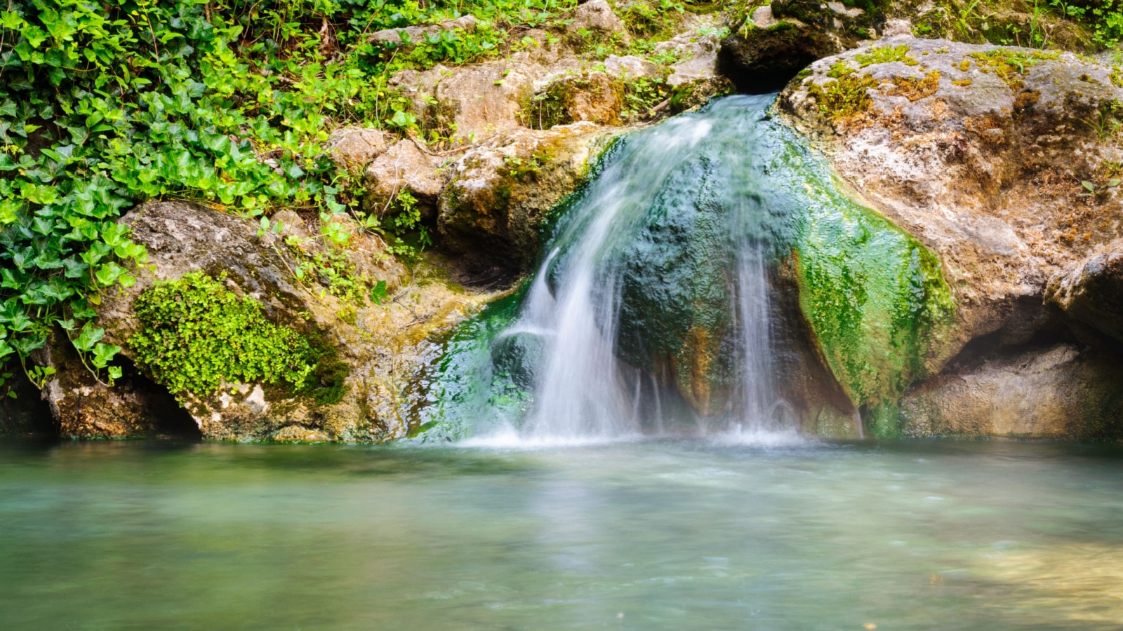 Waterfall at Hot Springs National Park in Arkansas 