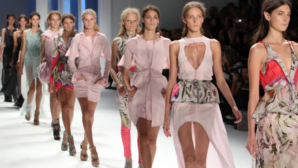 NEW YORK - SEPTEMBER 13: Models walk the runway at the Vera Wang S/S 2012 collection presentation during Mercedes-Benz Fashion Week on September 13, 2011 in New York.