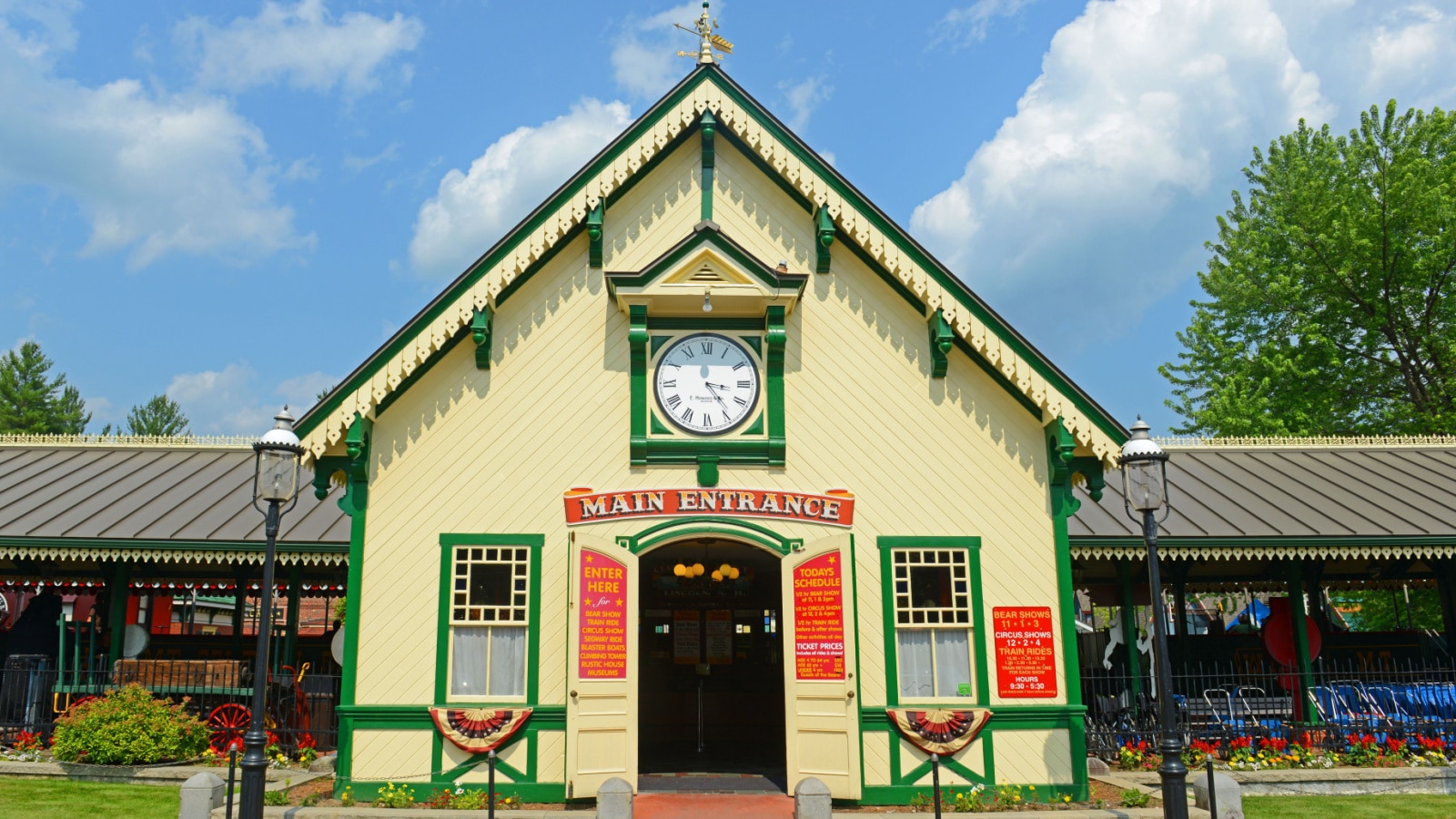 Lincoln, New Hampshire, USA - JUL. 12, 2015: Train Station in Clark's Trading Post main entrance in town of Lincoln, New Hampshire, USA.