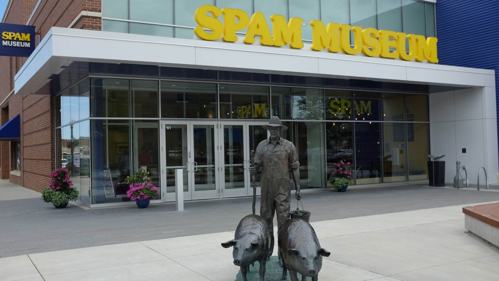 AUSTIN, MINNESOTA - JUNE 21, 2017: Statue at the Spam Museum. The 16,000 square foot space is dedicated to Spam, the canned precooked meat product made by the Hormel Foods Corporation.
