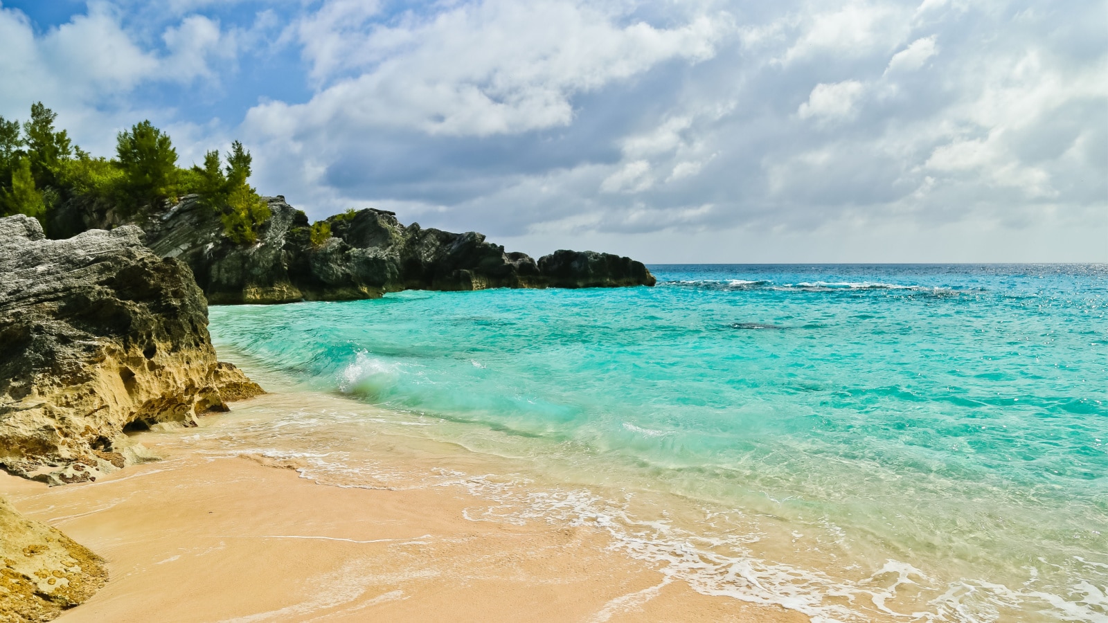 panoramic view of stonehole bay bermuda