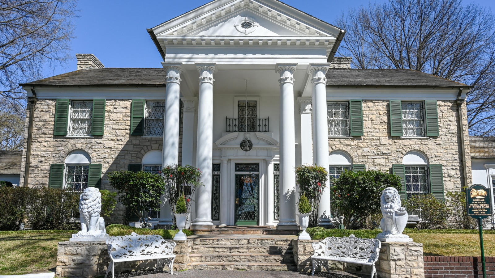 MEMPHIS, TENNESSEE, USA - MARCH 22, 2019: Graceland in Memphis. The mansion was built in 1939 but later bought by Elvis Presley who lived here from 1957 – 1977.