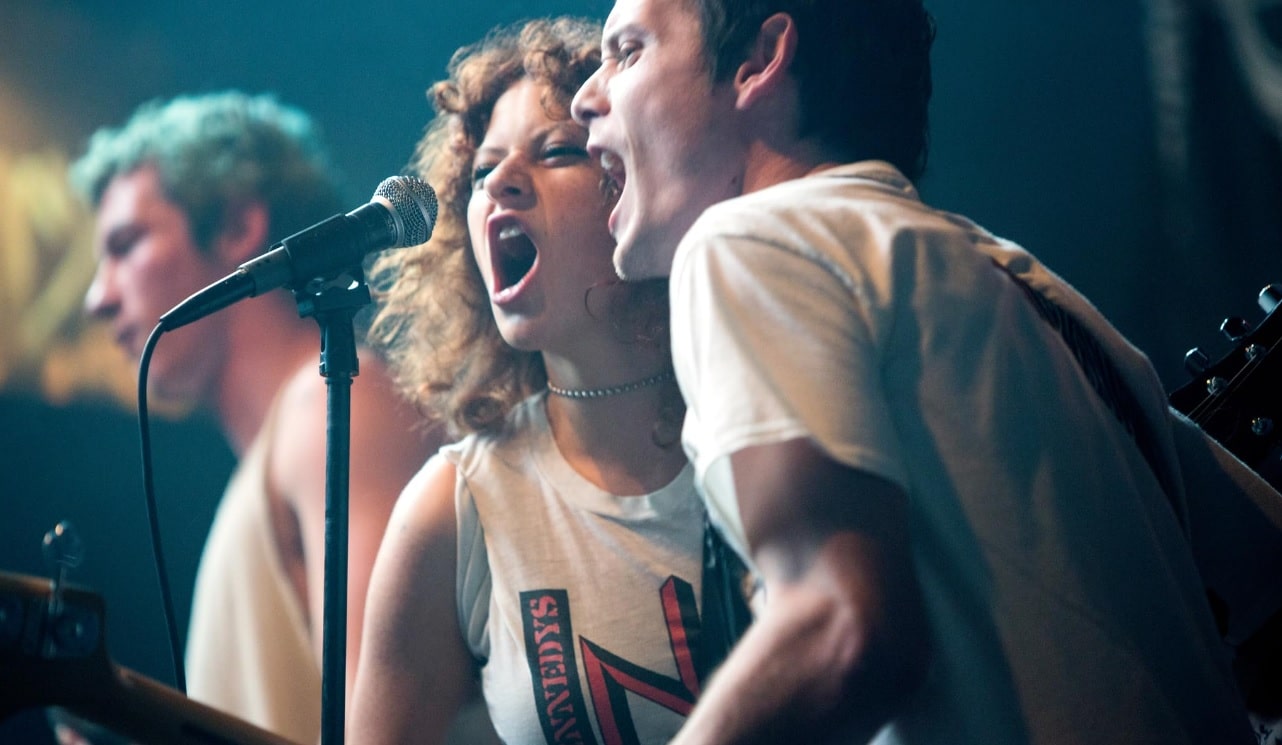 Alia Shawkat, Anton Yelchin, and Callum Turner in Green Room (2015)