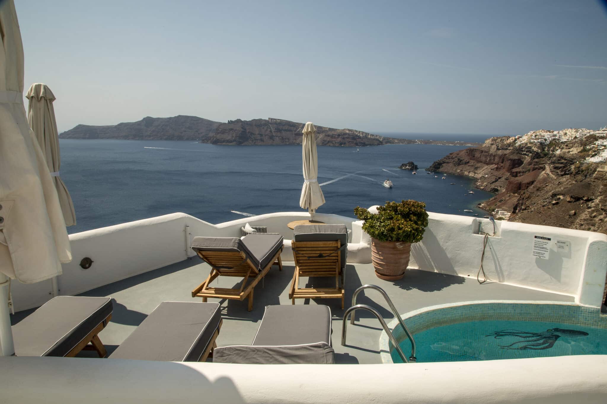 My Honest IKIES Santorini Review – The Best Hotel in Santorini?